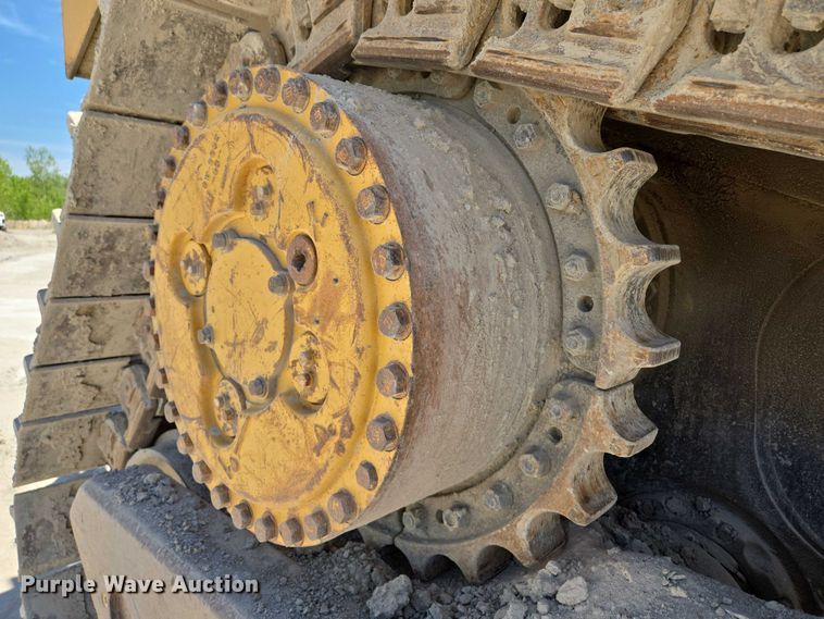 image for item EM7295 1994 Caterpillar D8N dozer