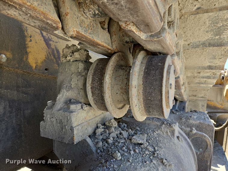 image for item EM7295 1994 Caterpillar D8N dozer