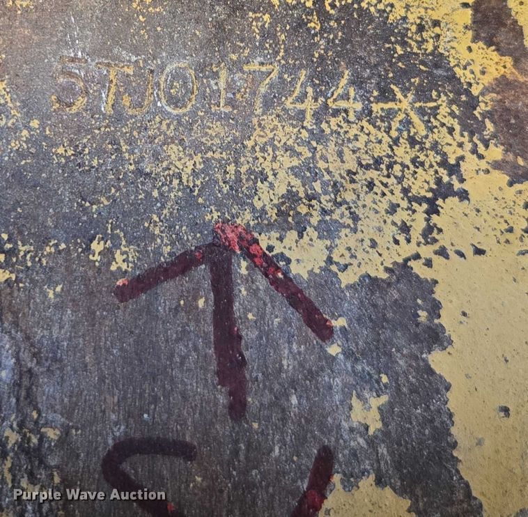 image for item EM7295 1994 Caterpillar D8N dozer