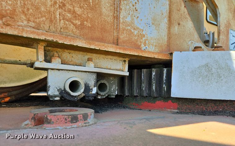 image for item EM7296 1981 Link-Belt HTC-50  crane