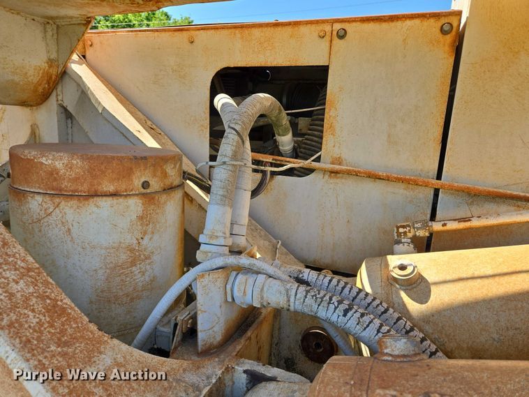 image for item EM7296 1981 Link-Belt HTC-50  crane