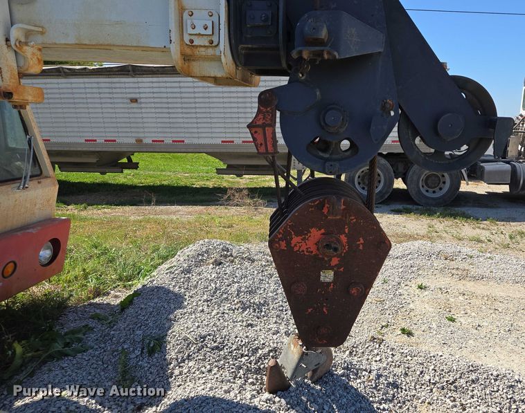 image for item EM7296 1981 Link-Belt HTC-50  crane