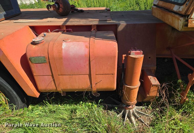 image for item EM7296 1981 Link-Belt HTC-50  crane