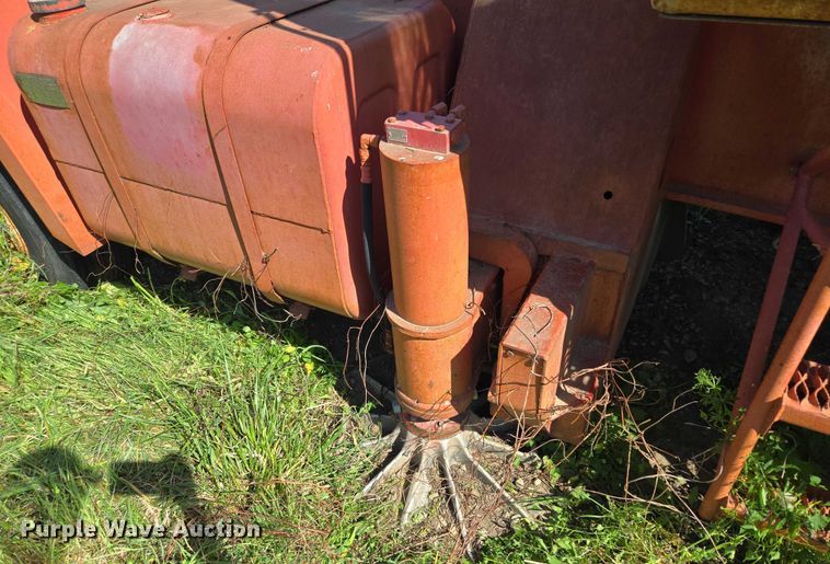 image for item EM7296 1981 Link-Belt HTC-50  crane