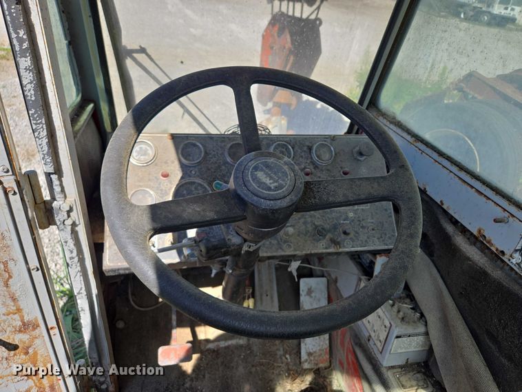 image for item EM7296 1981 Link-Belt HTC-50  crane