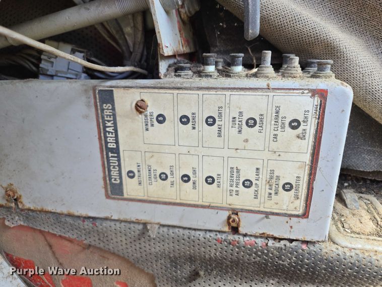 image for item EM7296 1981 Link-Belt HTC-50  crane