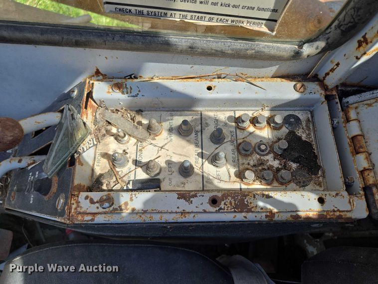 image for item EM7296 1981 Link-Belt HTC-50  crane