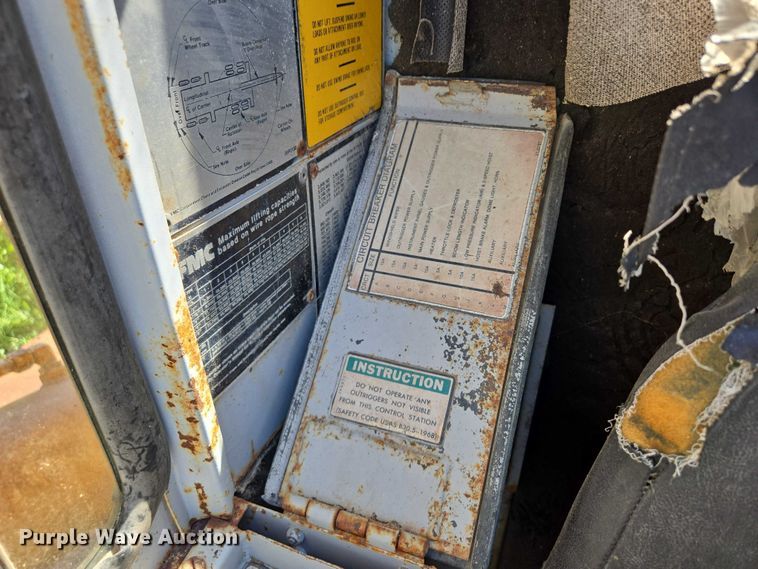 image for item EM7296 1981 Link-Belt HTC-50  crane