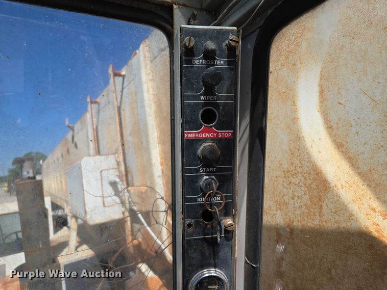 image for item EM7296 1981 Link-Belt HTC-50  crane