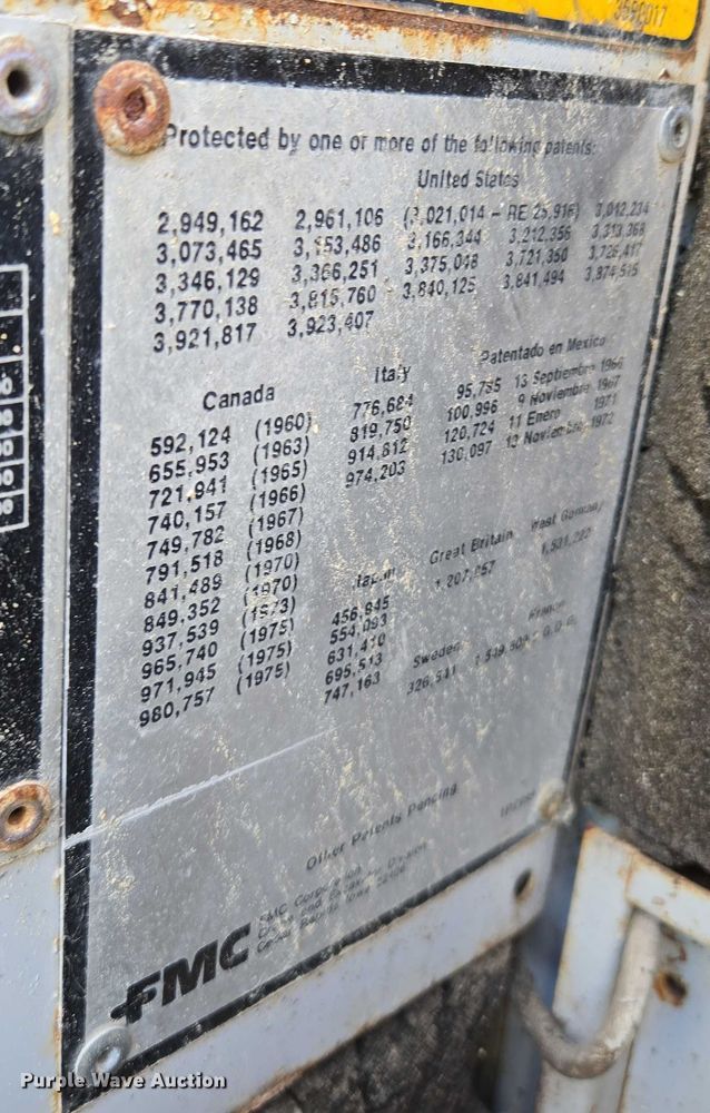 image for item EM7296 1981 Link-Belt HTC-50  crane