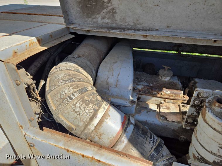 image for item EM7296 1981 Link-Belt HTC-50  crane