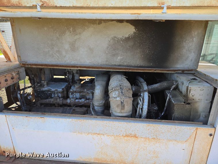 image for item EM7296 1981 Link-Belt HTC-50  crane