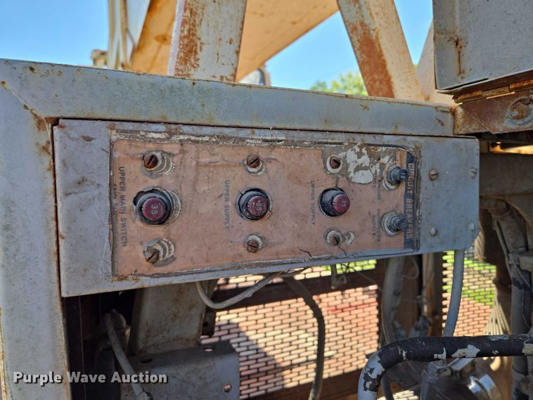 image for item EM7296 1981 Link-Belt HTC-50  crane