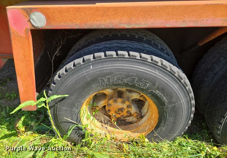 image for item EM7296 1981 Link-Belt HTC-50  crane