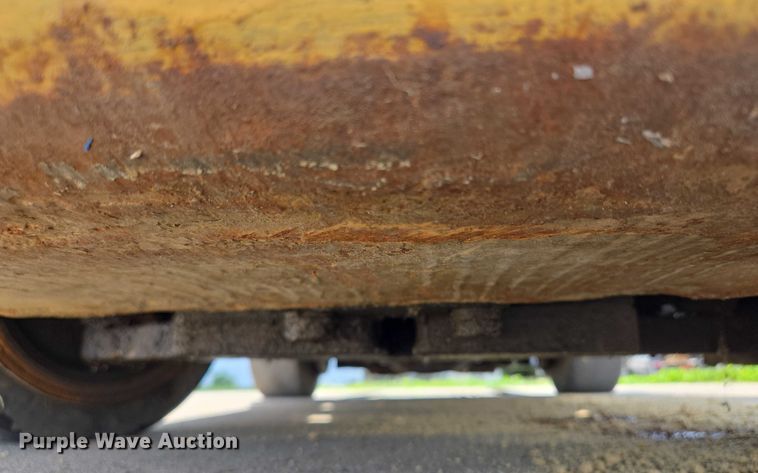 image for item EM7297 Hyster forklift