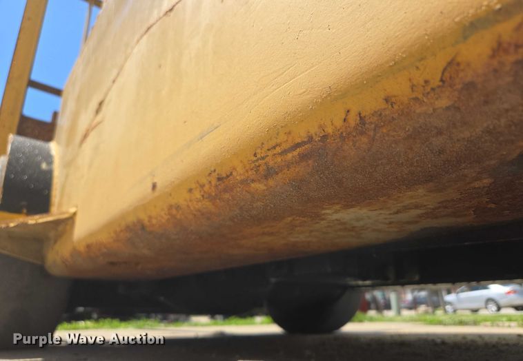 image for item EM7297 Hyster forklift