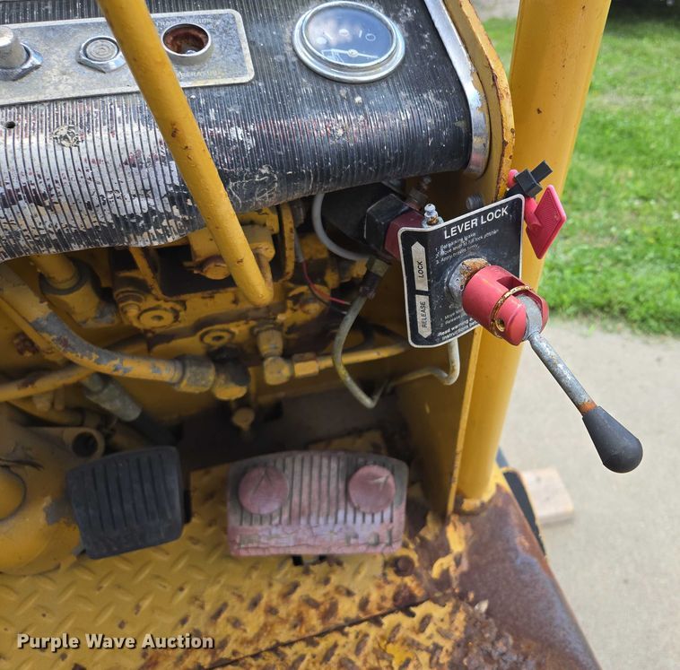 image for item EM7297 Hyster forklift