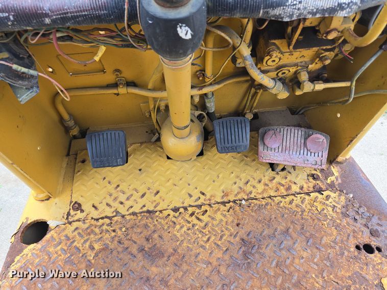 image for item EM7297 Hyster forklift