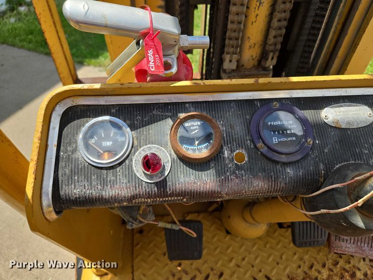 image for item EM7297 Hyster forklift