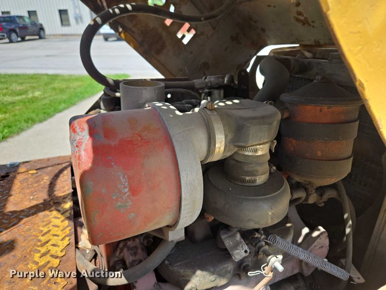 image for item EM7297 Hyster forklift