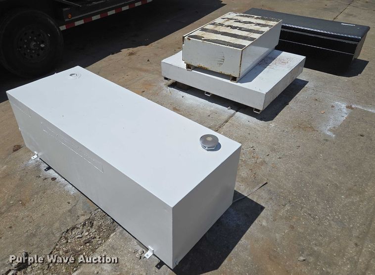 image for item EM7300 Toolboxes