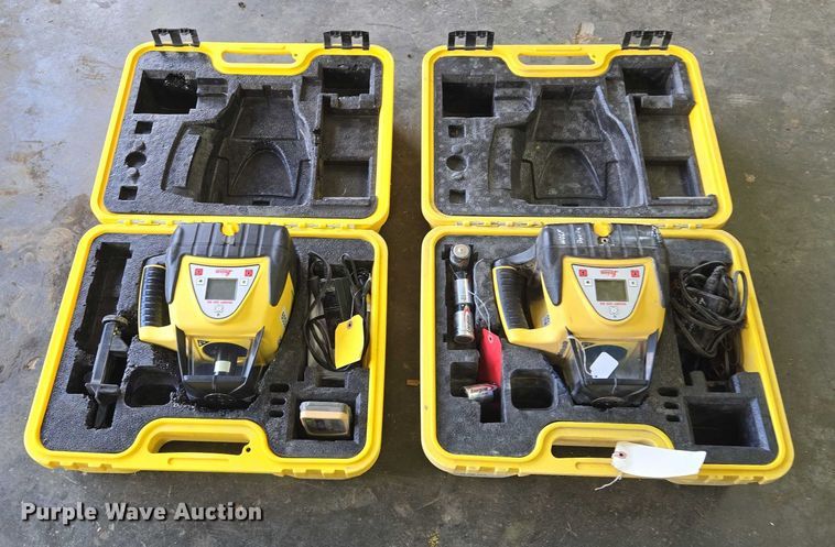 image for item EM7308 Leica (2) Leica laser transits