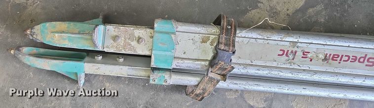 image for item EM7309 (5) laser levels