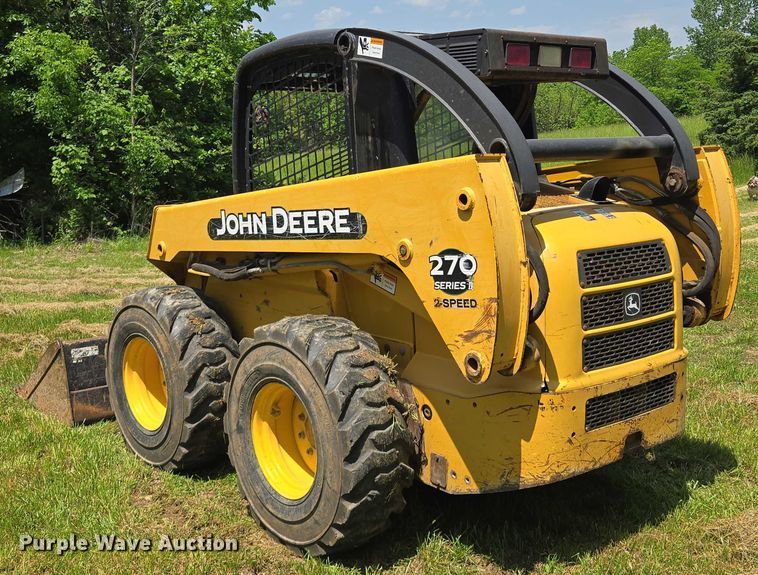image for item EM7330 2003 John Deere 270 Series II skid steer loader