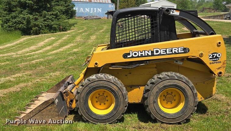 image for item EM7330 2003 John Deere 270 Series II skid steer loader