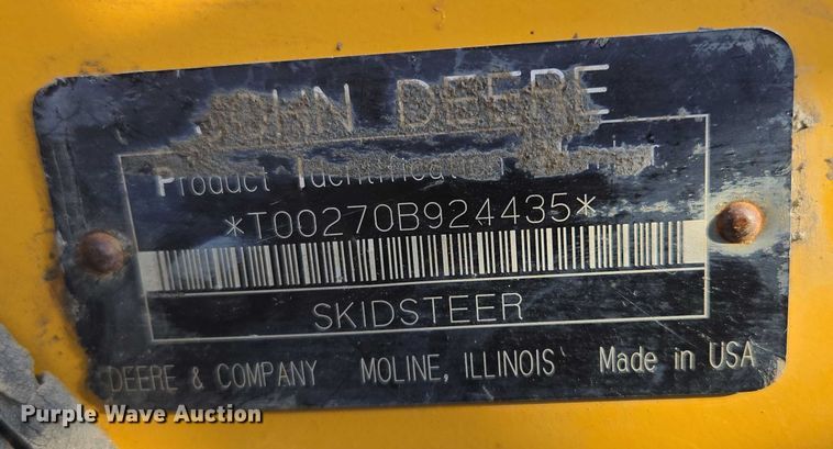 image for item EM7330 2003 John Deere 270 Series II skid steer loader