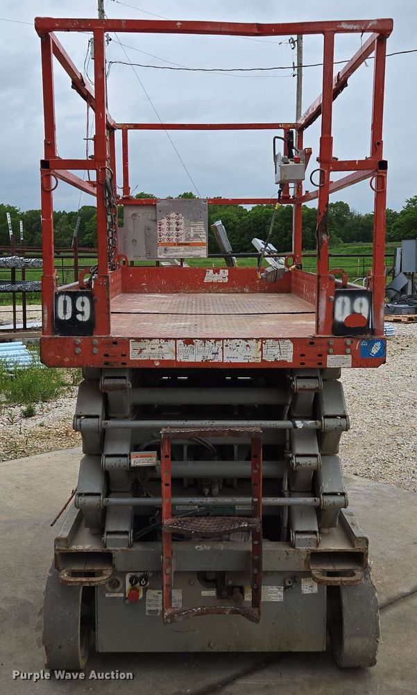 image for item EN3677 2008 Skyjack SJ4632 scissor lift