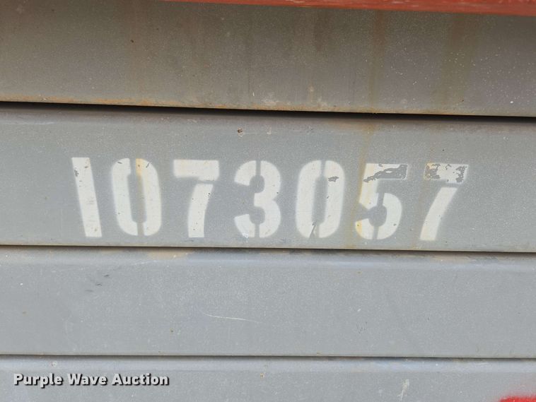 image for item EN3677 2008 Skyjack SJ4632 scissor lift