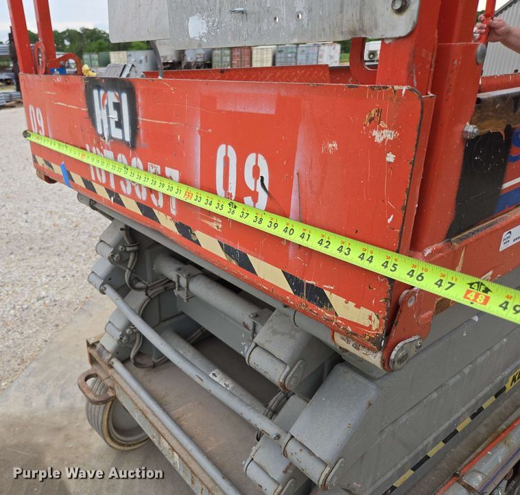 image for item EN3677 2008 Skyjack SJ4632 scissor lift