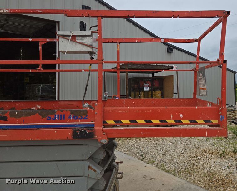 image for item EN3677 2008 Skyjack SJ4632 scissor lift