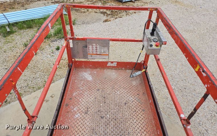 image for item EN3677 2008 Skyjack SJ4632 scissor lift