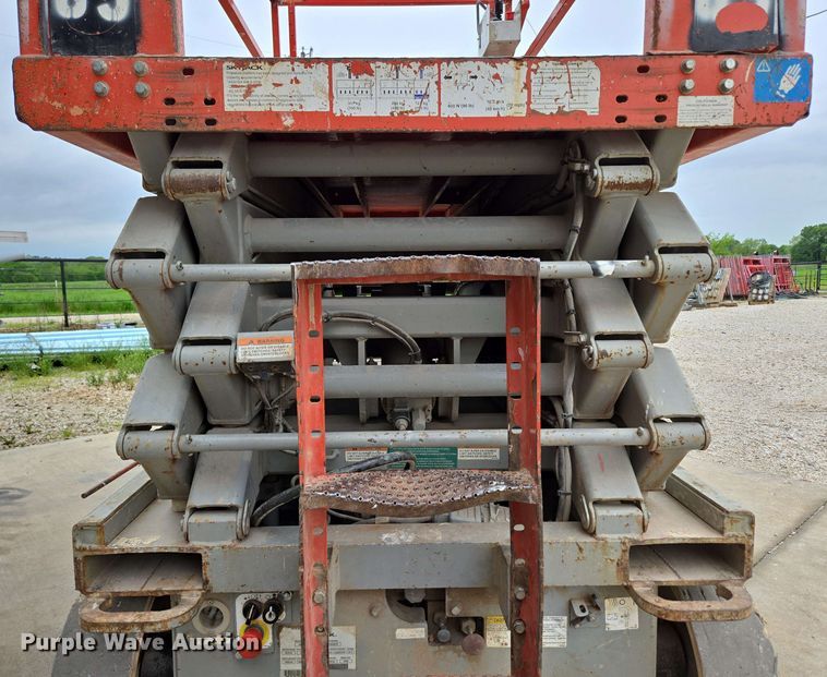 image for item EN3677 2008 Skyjack SJ4632 scissor lift