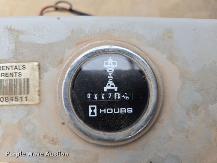 image for item EN3677 2008 Skyjack SJ4632 scissor lift