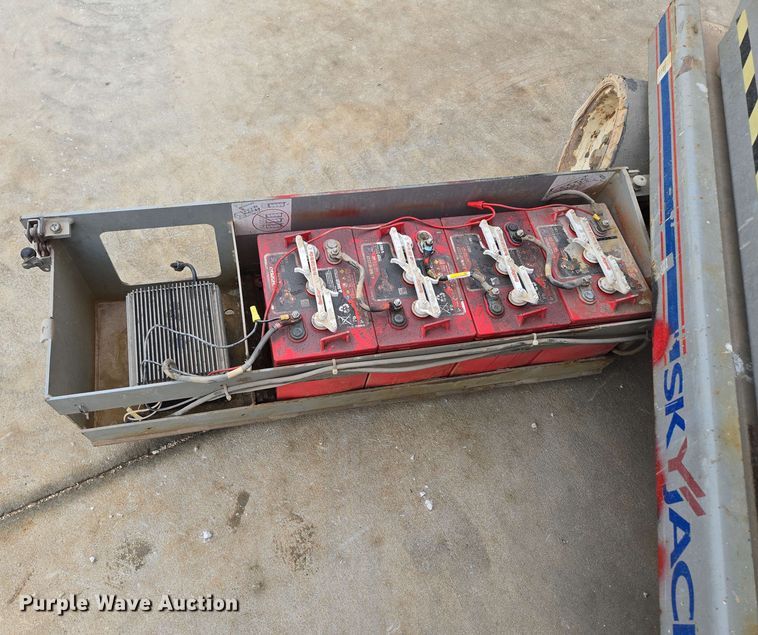 image for item EN3677 2008 Skyjack SJ4632 scissor lift