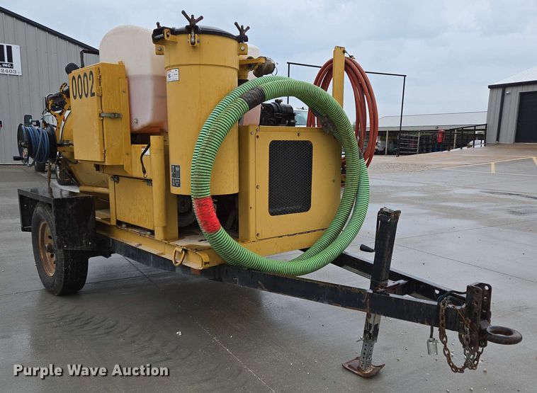 image for item EN3679 2005 Vermeer Ring-O-Matic 275 vacuum excavator