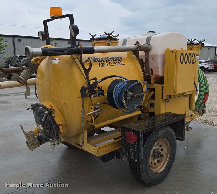 image for item EN3679 2005 Vermeer Ring-O-Matic 275 vacuum excavator