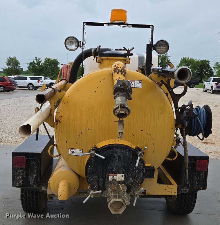 image for item EN3679 2005 Vermeer Ring-O-Matic 275 vacuum excavator