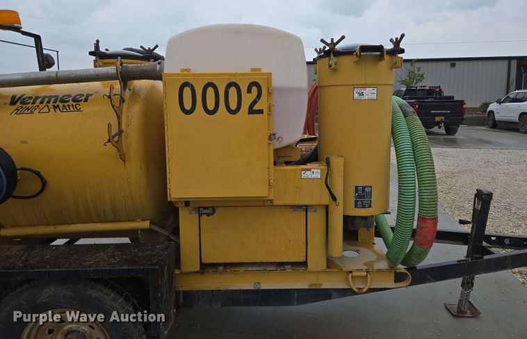 image for item EN3679 2005 Vermeer Ring-O-Matic 275 vacuum excavator