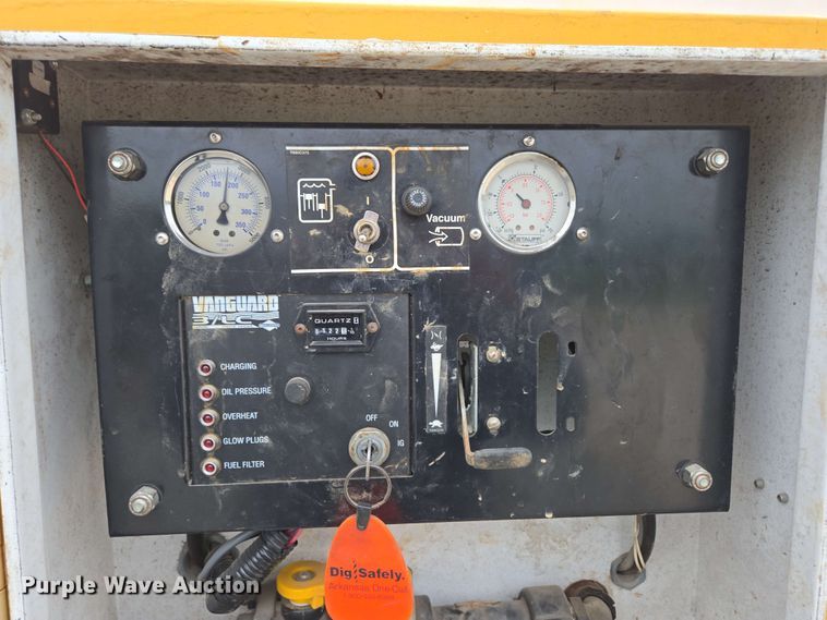 image for item EN3679 2005 Vermeer Ring-O-Matic 275 vacuum excavator