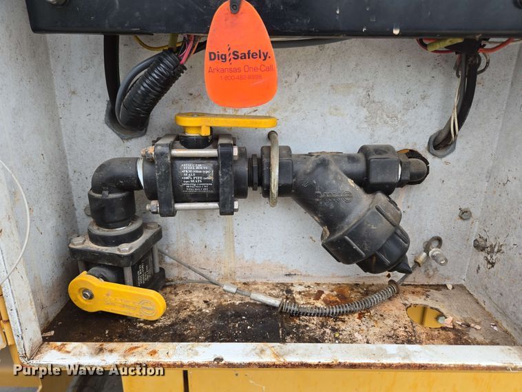 image for item EN3679 2005 Vermeer Ring-O-Matic 275 vacuum excavator