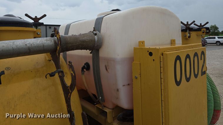 image for item EN3679 2005 Vermeer Ring-O-Matic 275 vacuum excavator