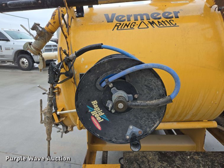 image for item EN3679 2005 Vermeer Ring-O-Matic 275 vacuum excavator