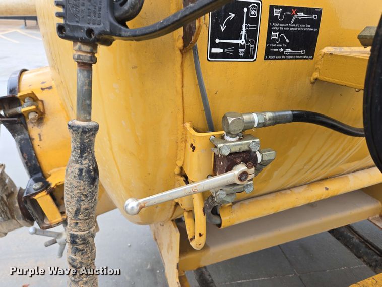 image for item EN3679 2005 Vermeer Ring-O-Matic 275 vacuum excavator