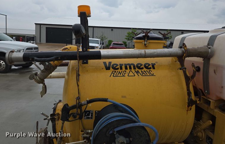 image for item EN3679 2005 Vermeer Ring-O-Matic 275 vacuum excavator