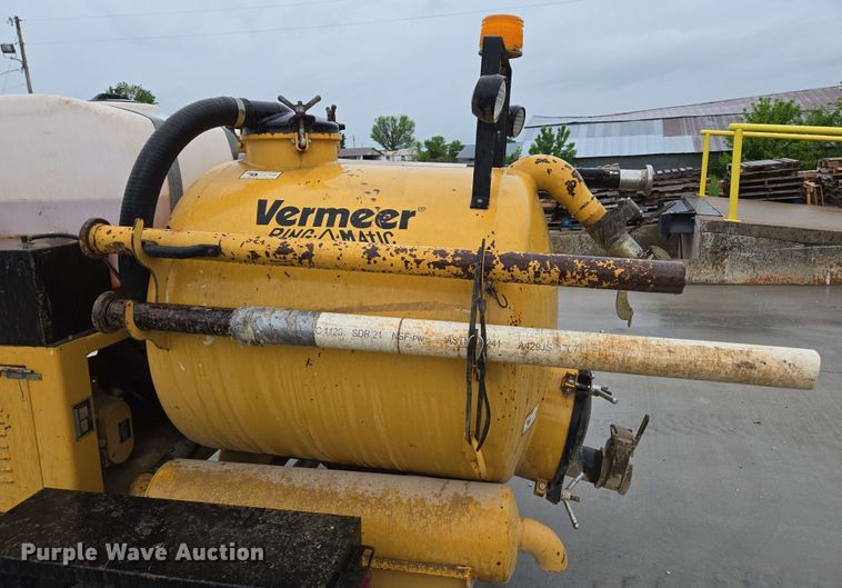 image for item EN3679 2005 Vermeer Ring-O-Matic 275 vacuum excavator