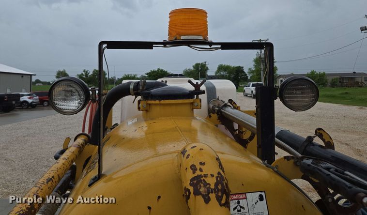 image for item EN3679 2005 Vermeer Ring-O-Matic 275 vacuum excavator